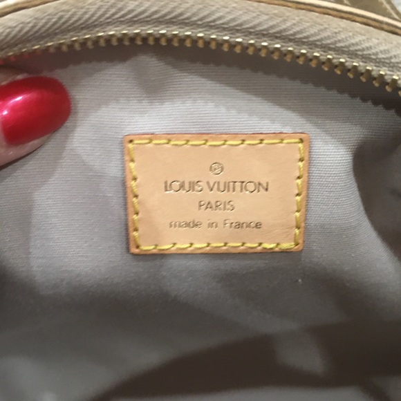 LV Gold Mirror Papillon - Picture 4 of 4